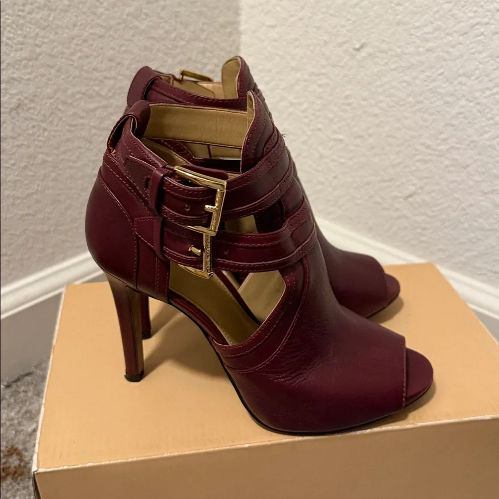 Michael Kors stylish michael